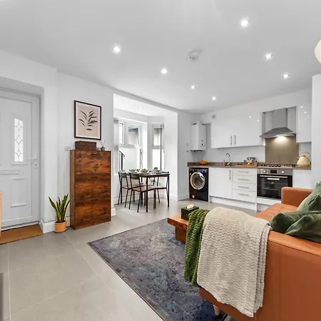 Modern Basement Apartment Stoke Newington London, Close To Transport Exterior photo