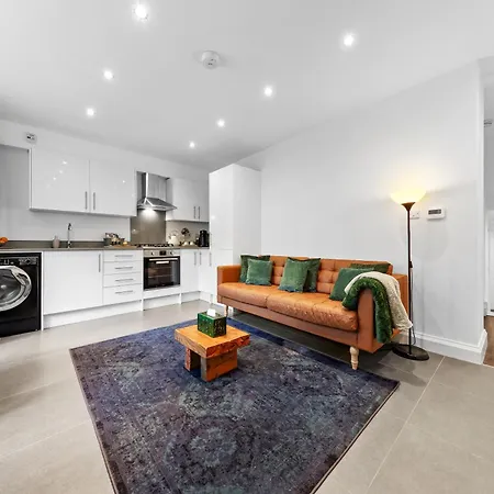 Modern Basement Apartment Stoke Newington London, Close To Transport Exterior photo