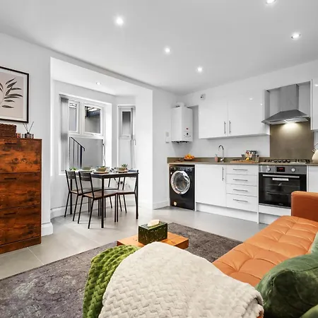 Modern Basement Apartment Stoke Newington London, Close To Transport Exterior photo