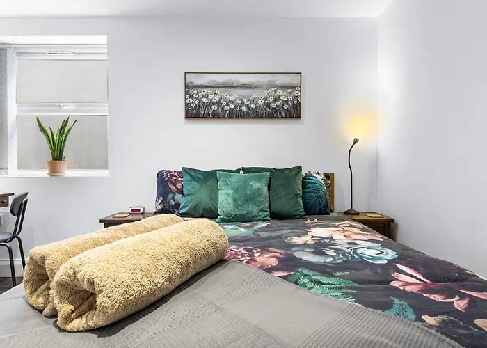 Modern Basement Apartment Stoke Newington London, Close To Transport