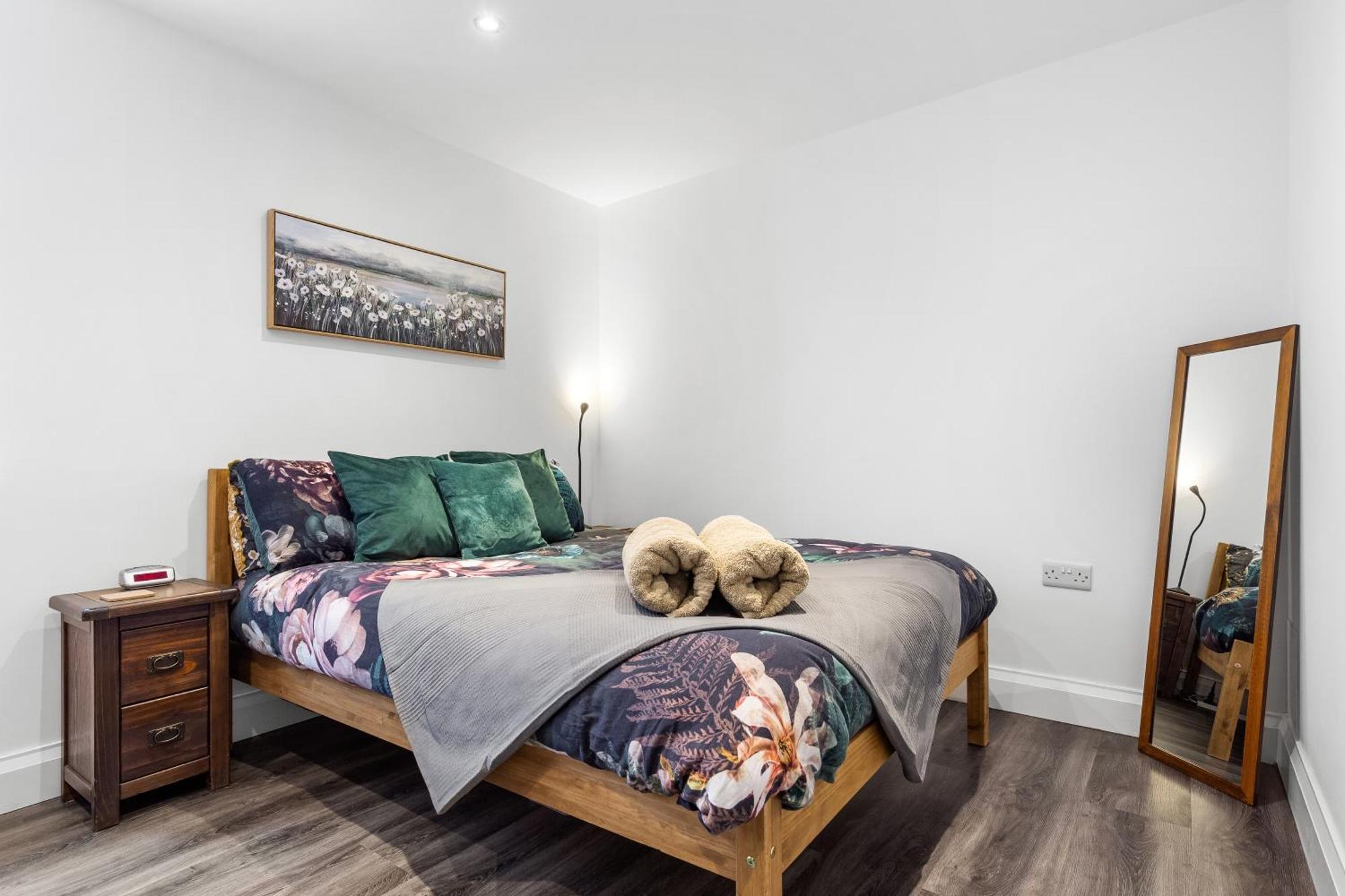 Apartment Modern Basement Stoke Newington London, Close To Transport *