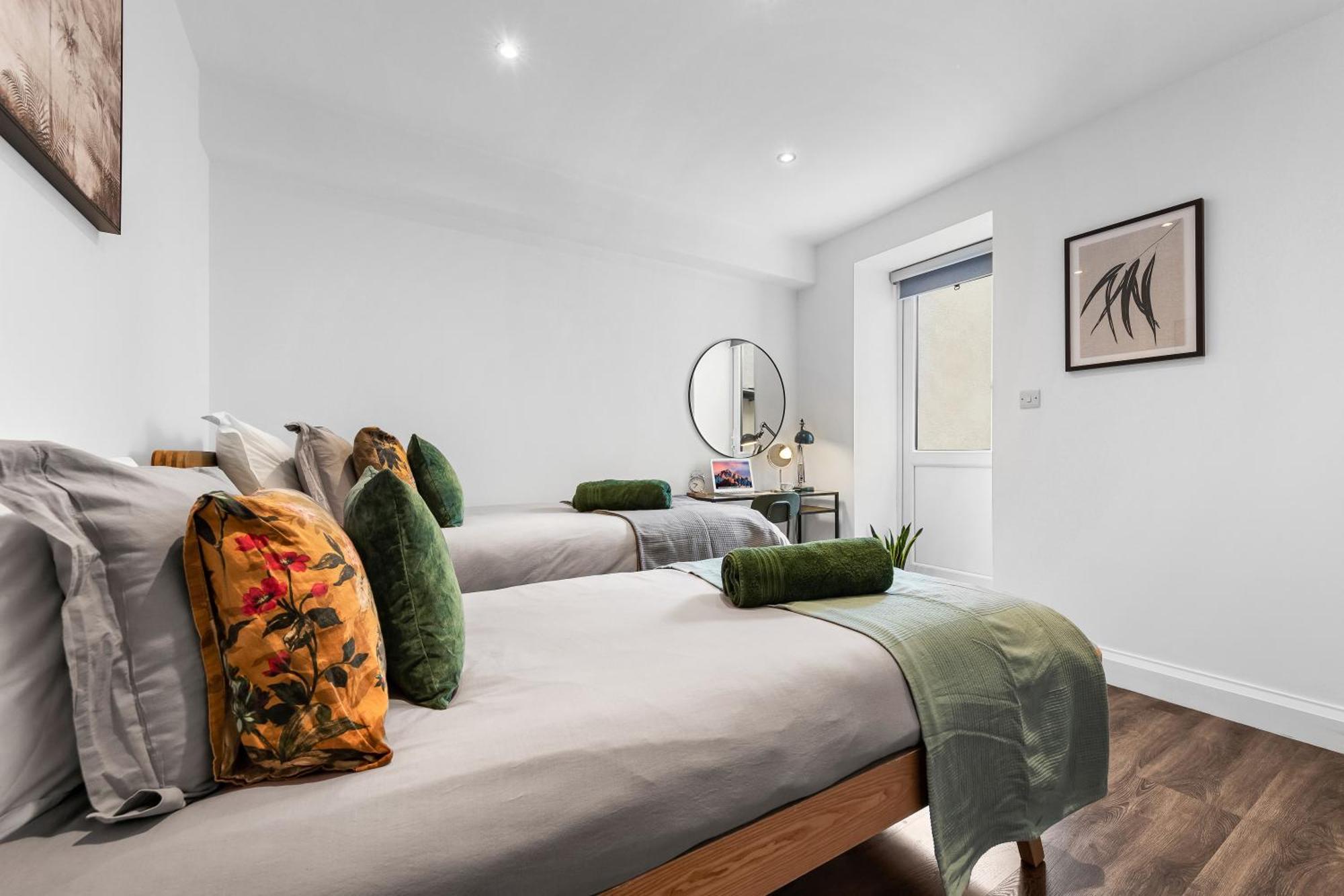 Modern Basement Stoke Newington London, Close To Transport * London