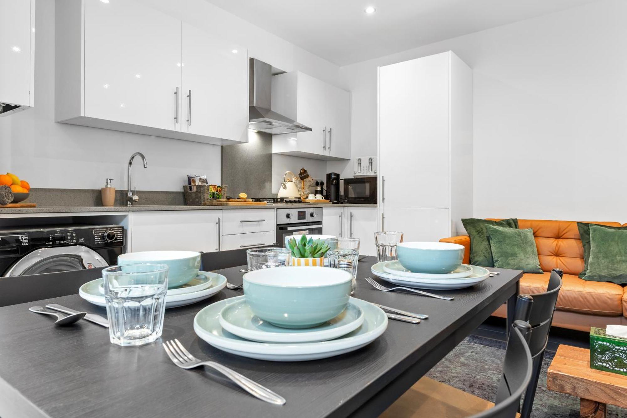 Modern Basement Stoke Newington London, Close To Transport Apartment London