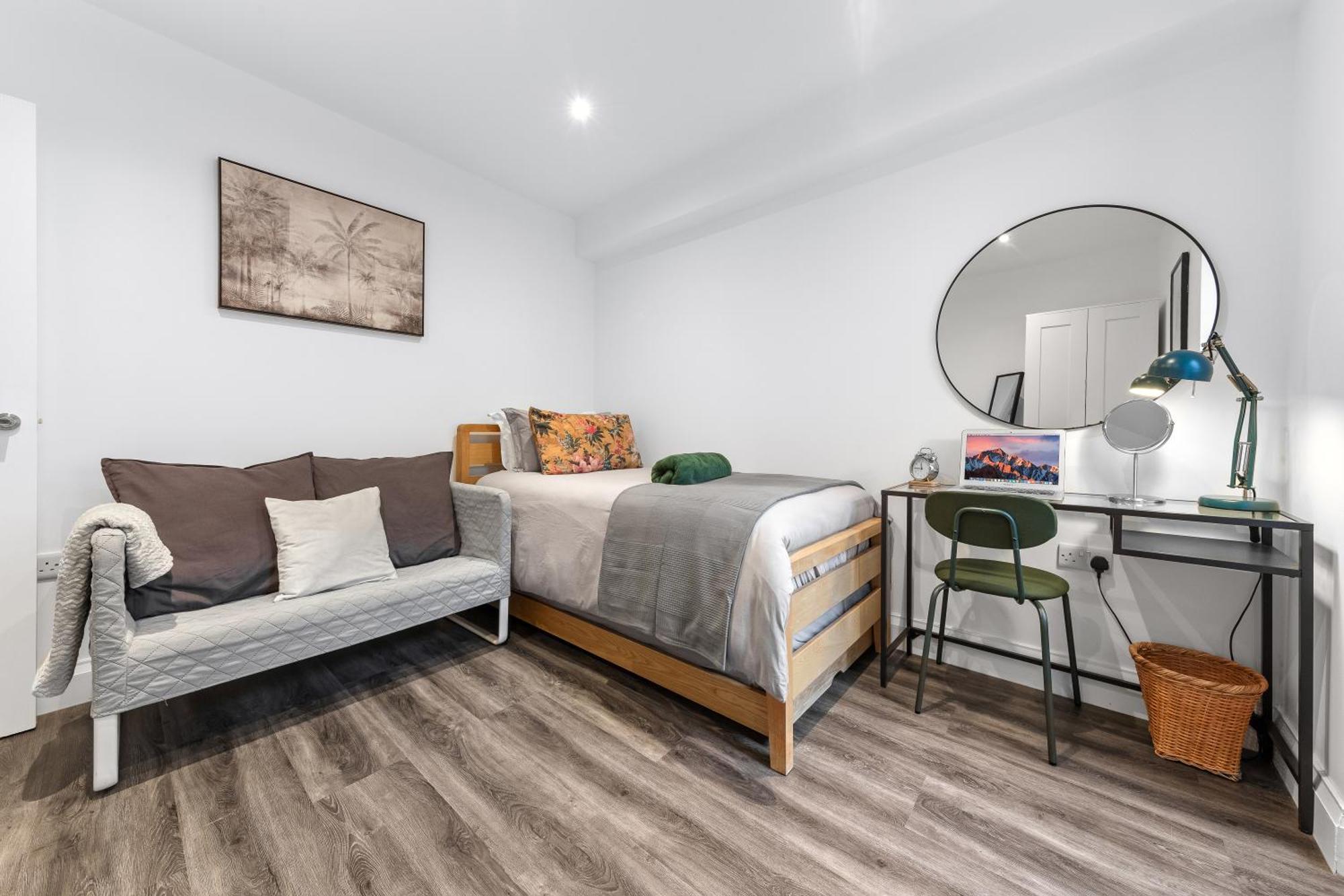 Modern Basement Stoke Newington London, Close To Transport *