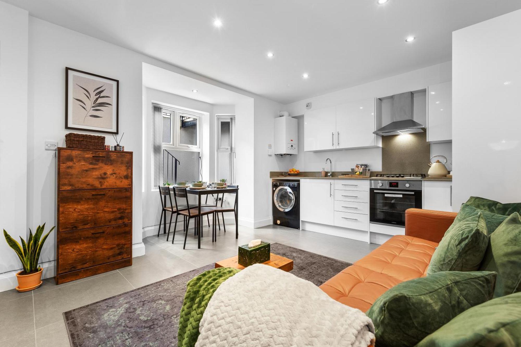 Modern Basement Stoke Newington London, Close To Transport * London